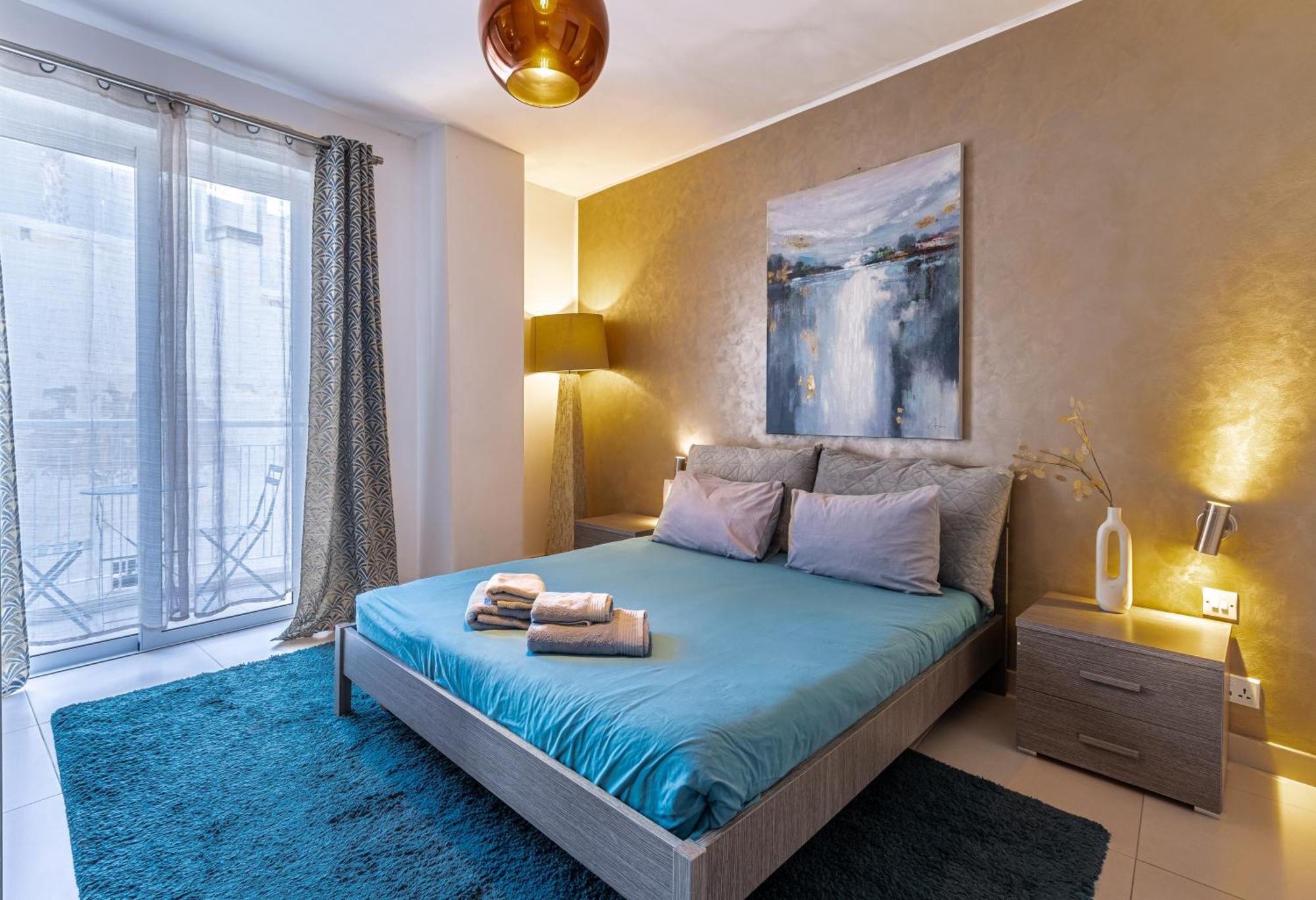 St Julians - Balluta 2 Bedroom Apartment Сент Джулианс Экстерьер фото